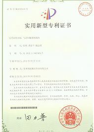 (001)